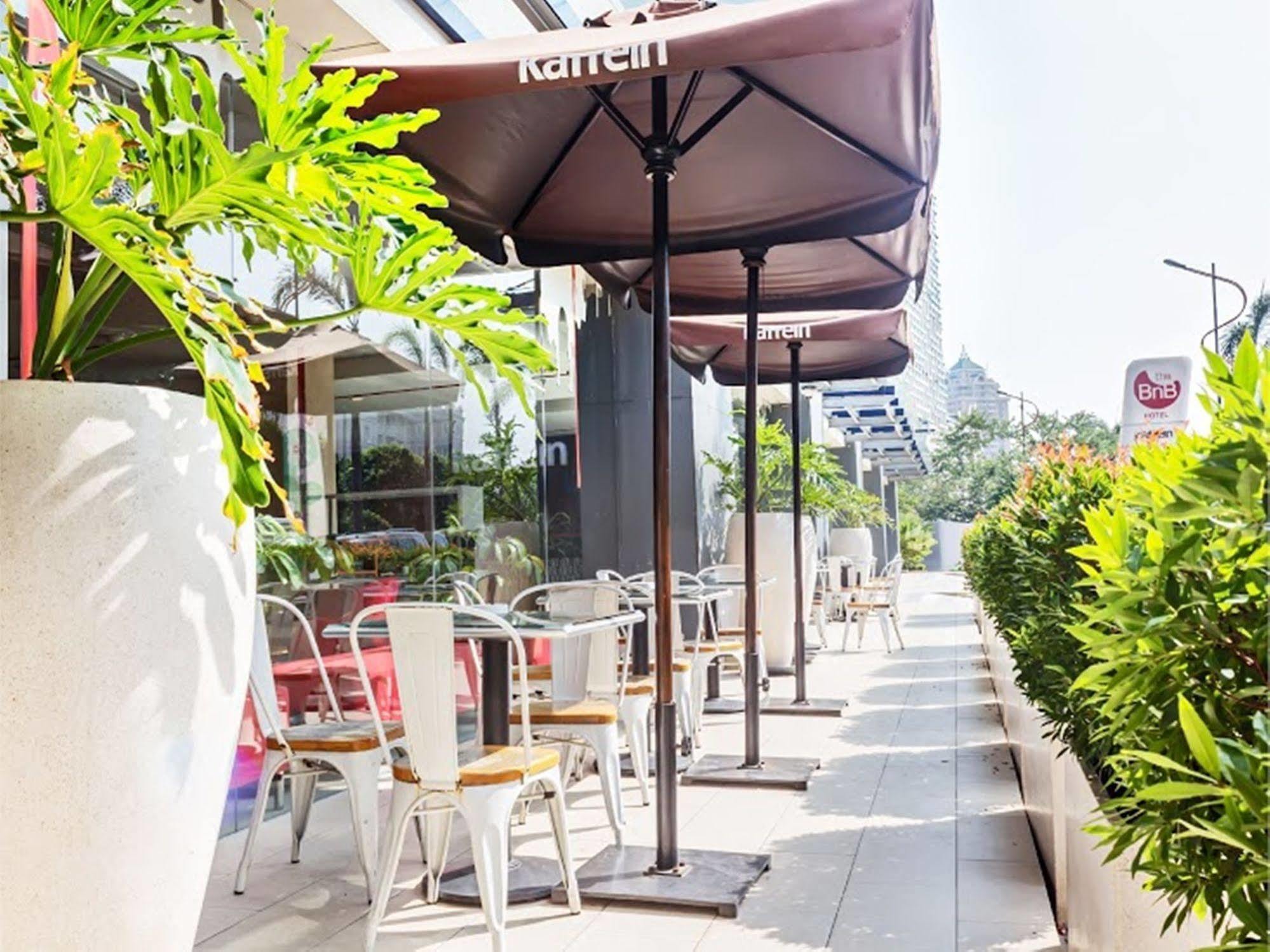 1O1 Urban Jakarta Kelapa Gading Экстерьер фото